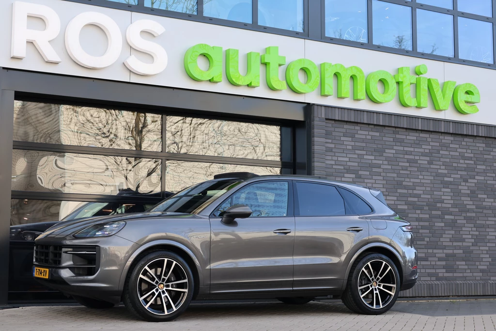 Porsche Cayenne – foto 2