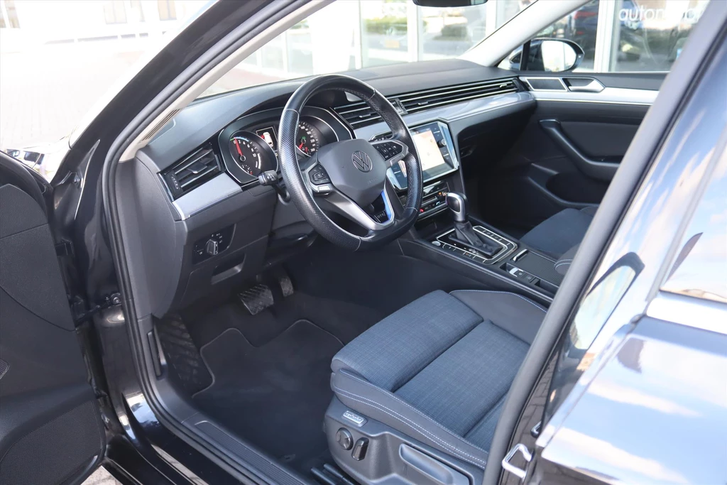 Volkswagen Passat – foto 12