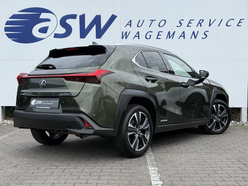 Lexus UX – foto 5