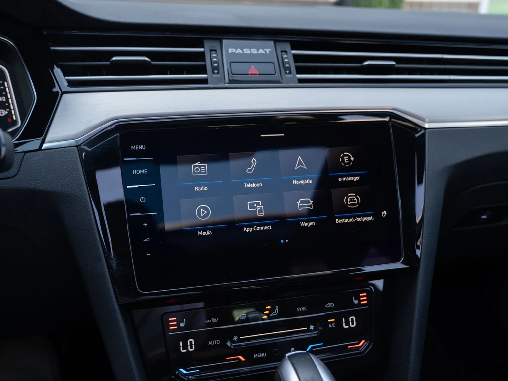 Volkswagen Passat – foto 28