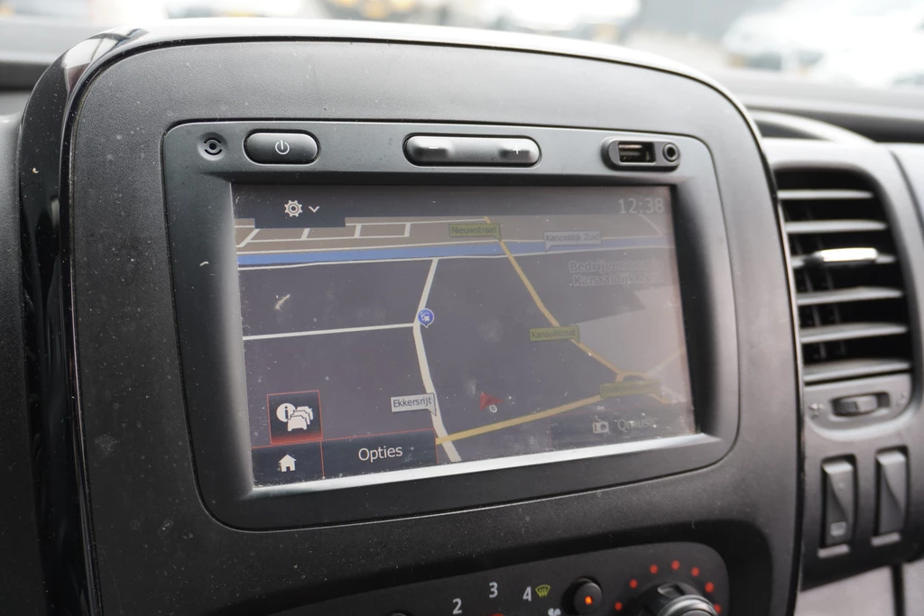Opel Vivaro – foto 12