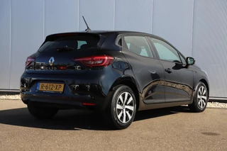 Renault Clio – thumbnail 2