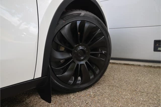 Tesla Model Y – thumbnail 10
