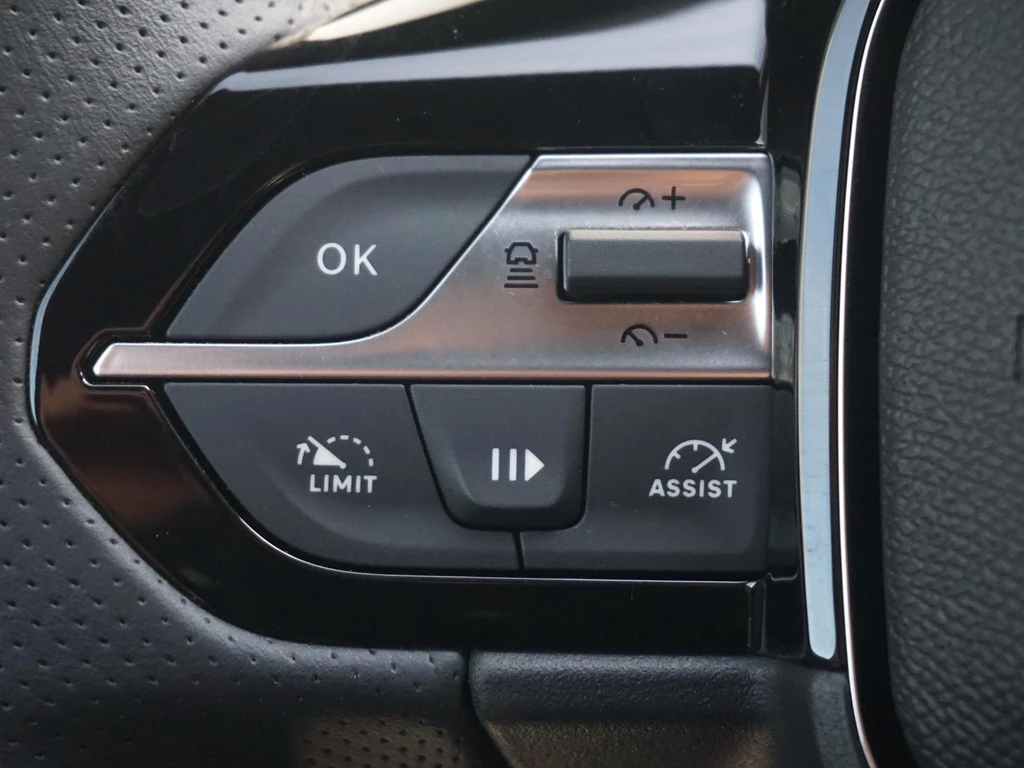 Peugeot e-308 – foto 18