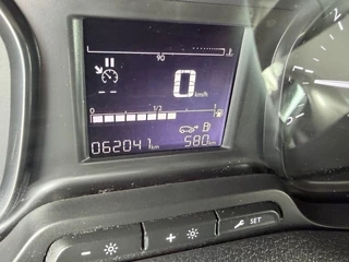 Opel Vivaro – thumbnail 17