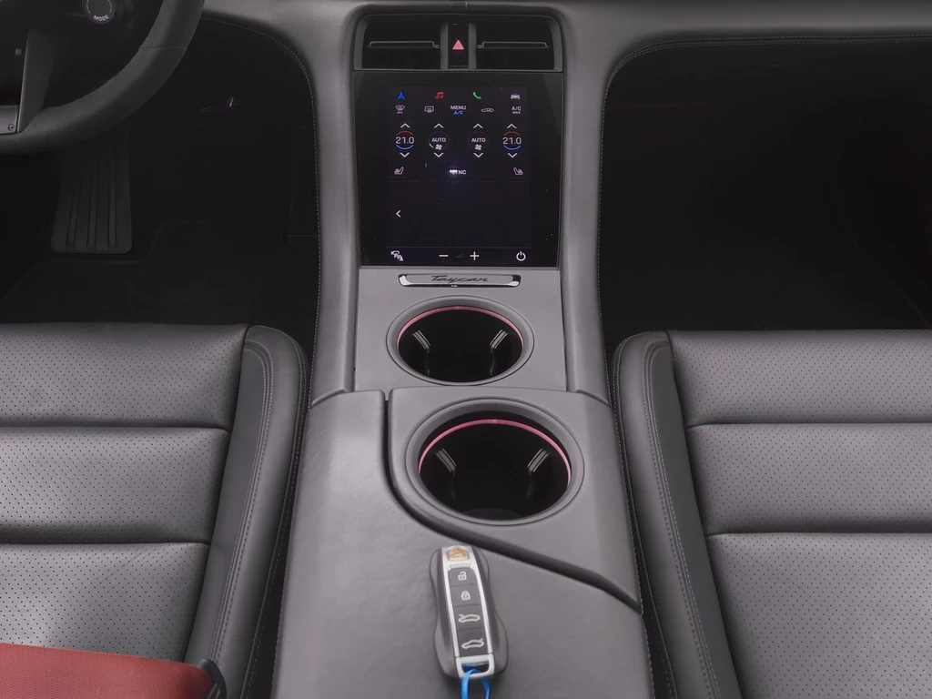 Porsche Taycan – foto 28