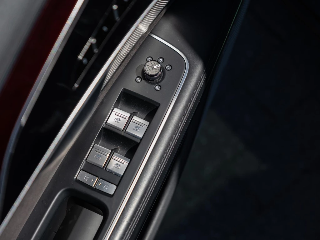 Audi A8 – foto 23