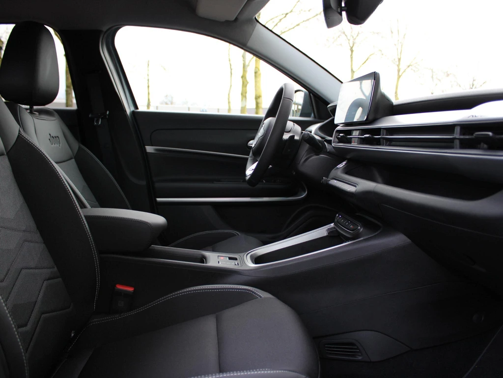 Jeep Avenger – foto 6