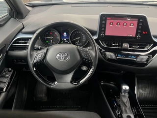 Toyota C-HR – thumbnail 12