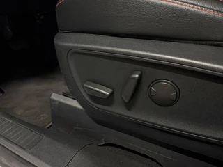 Ford Kuga – thumbnail 23