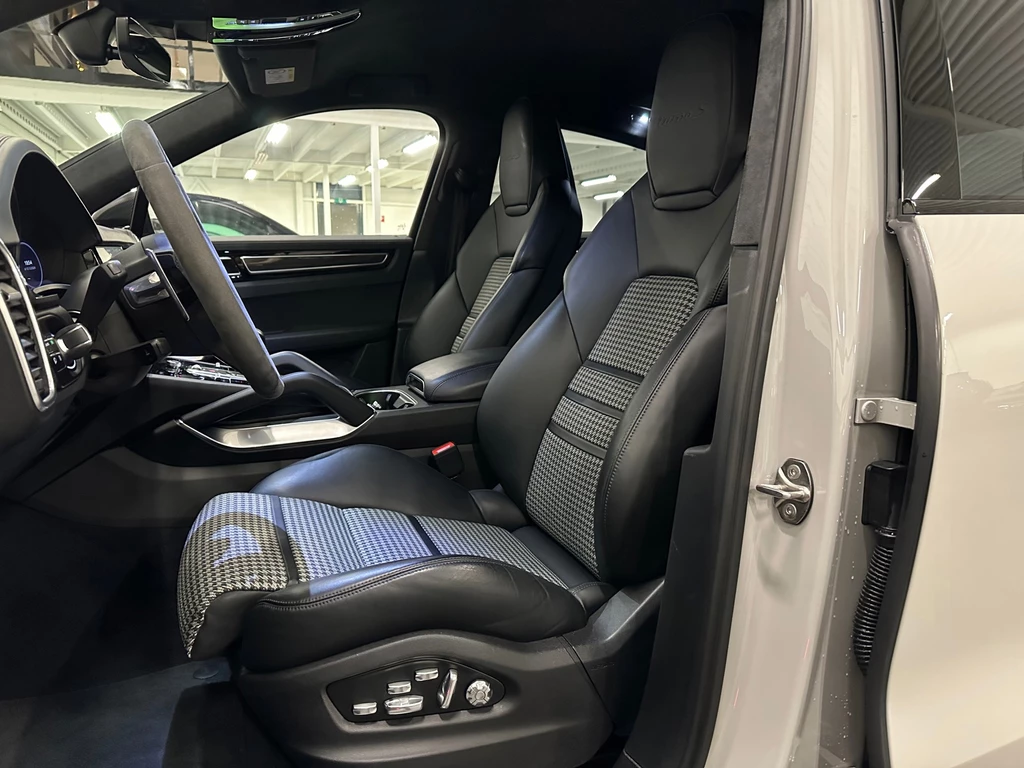 Porsche Cayenne – foto 19
