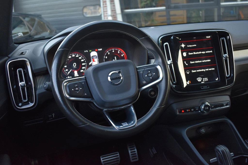 Volvo XC40 – foto 27