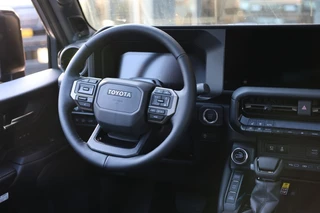 Toyota Land Cruiser – thumbnail 14