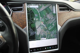 Tesla Model S – thumbnail 24