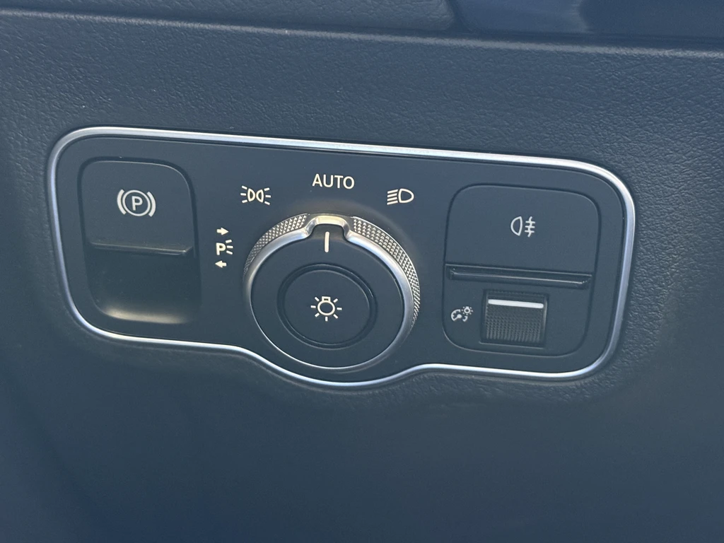 Mercedes-Benz EQA – foto 24