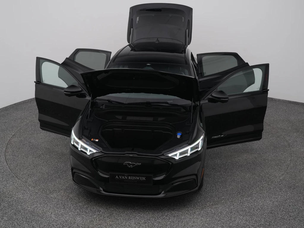 Ford Mustang Mach-E – foto 18