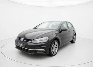 Volkswagen Golf – thumbnail 1