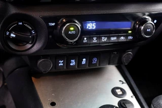 Toyota Hilux – thumbnail 15