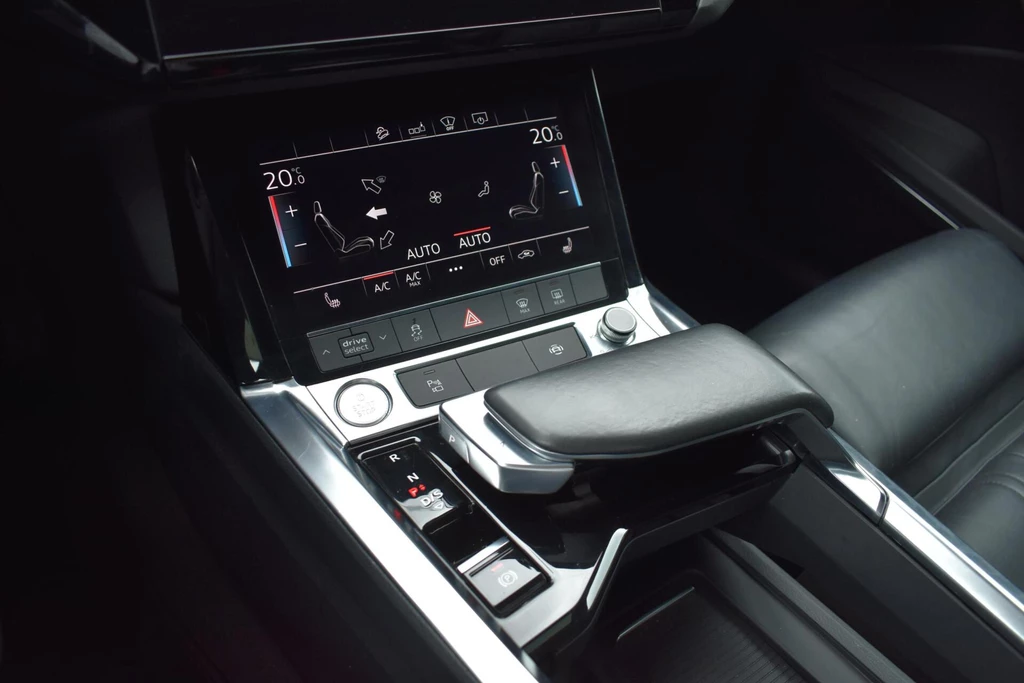 Audi e-tron – foto 22
