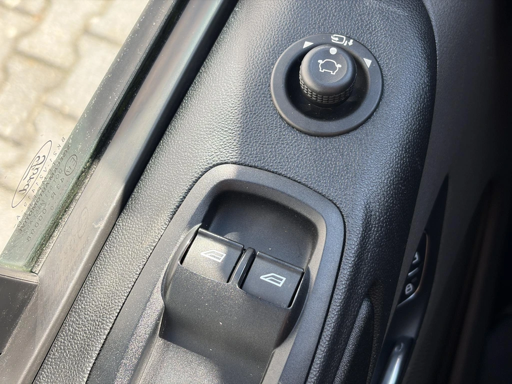 Ford Transit Custom – foto 27