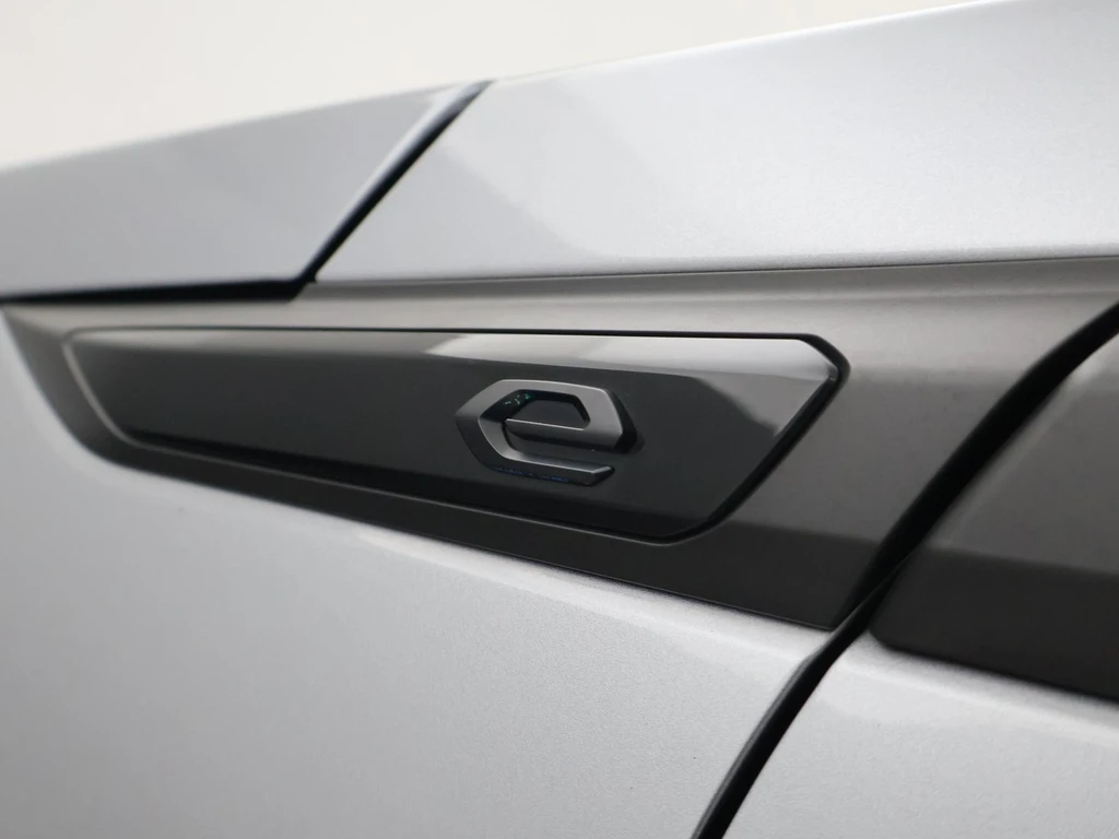Peugeot e-2008 – foto 20
