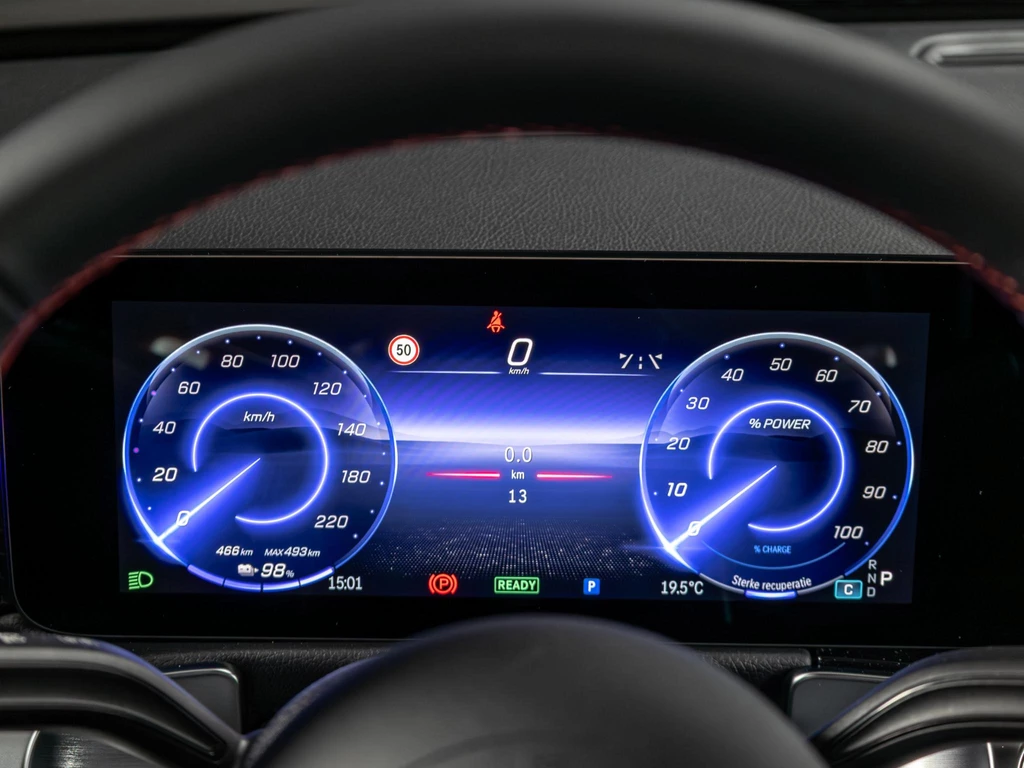 Mercedes-Benz EQB – foto 12