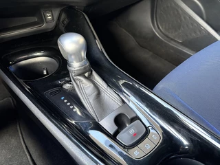 Toyota C-HR – thumbnail 31