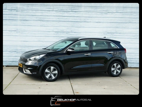 Kia Niro 1.6 GDi Hybrid DynamicLine Cam Trekhaak Carplay Nav