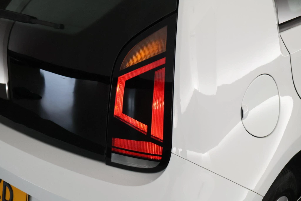 Volkswagen up! – foto 28