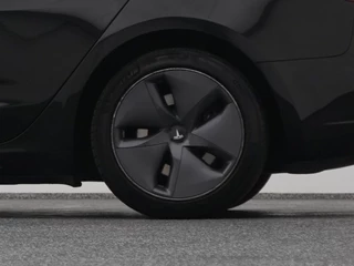 Tesla Model 3 – thumbnail 41