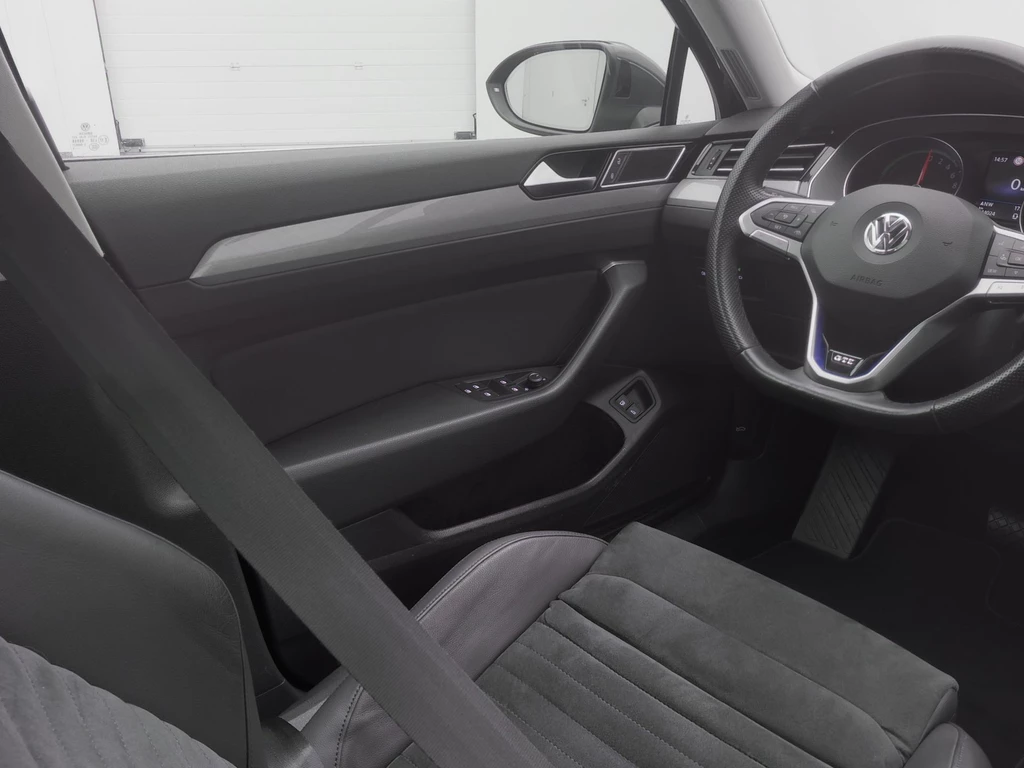 Volkswagen Passat – foto 26