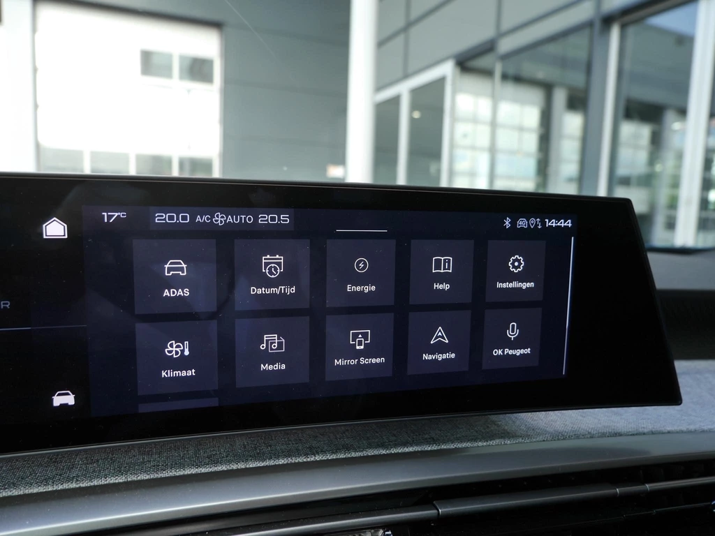 Peugeot e-3008 – foto 31