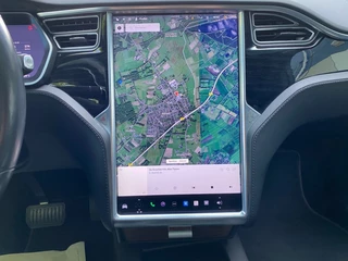 Tesla Model X – thumbnail 14