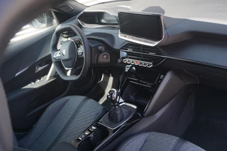 Peugeot 2008 – thumbnail 8
