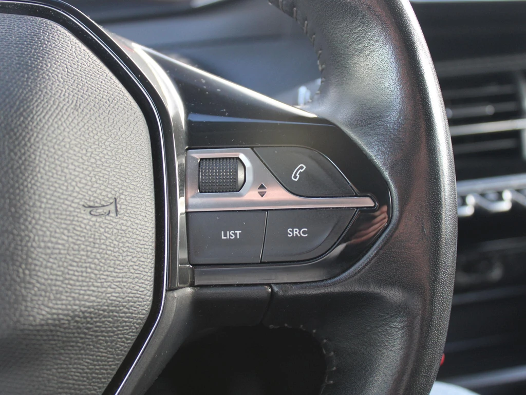Peugeot 208 – foto 27