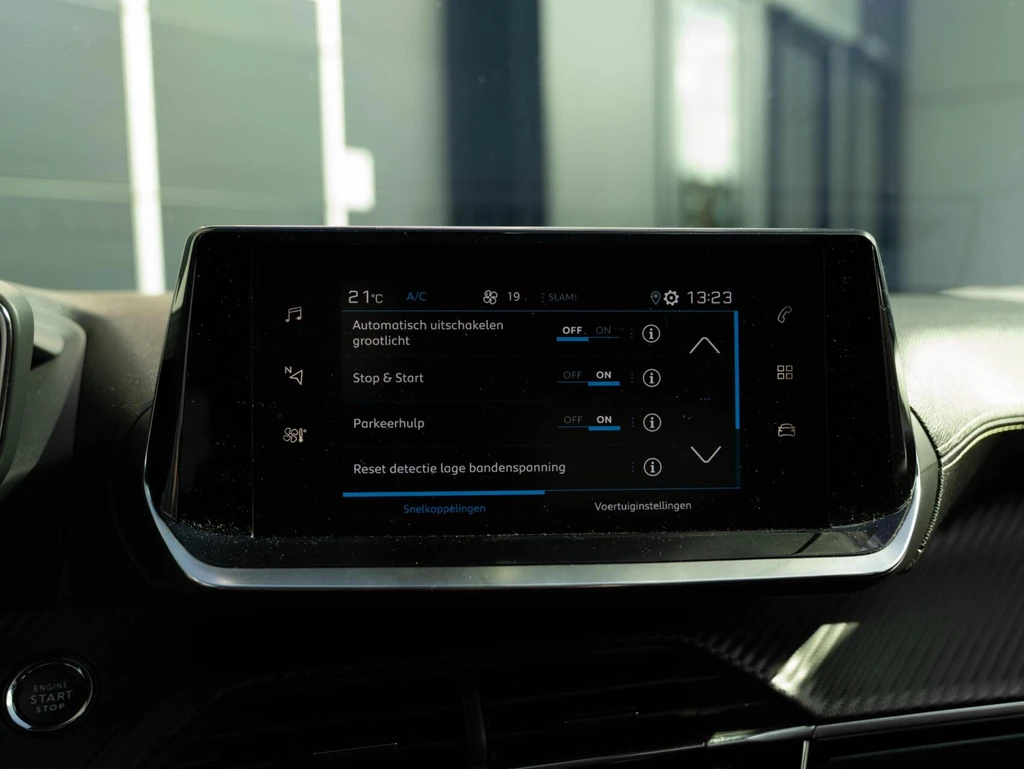 Peugeot 208 – foto 24