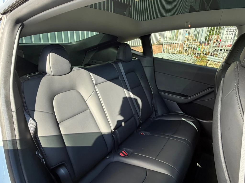 Tesla Model Y – foto 21