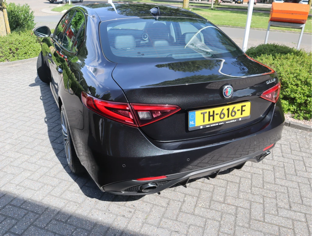 Alfa Romeo Giulia – foto 5