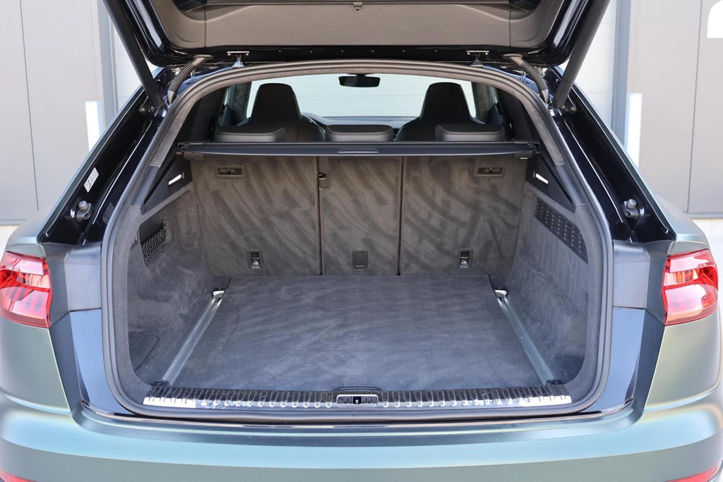 Audi SQ8 – foto 32