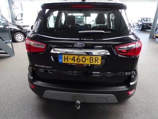 Ford EcoSport – thumbnail 3