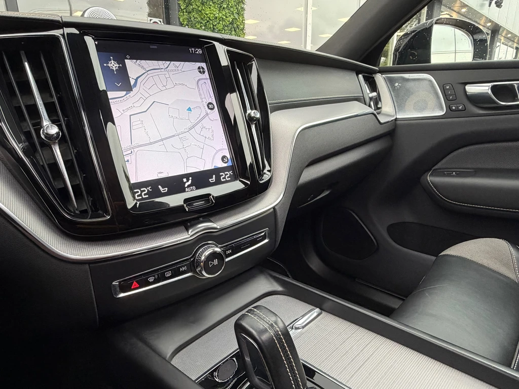 Volvo XC60 – foto 3