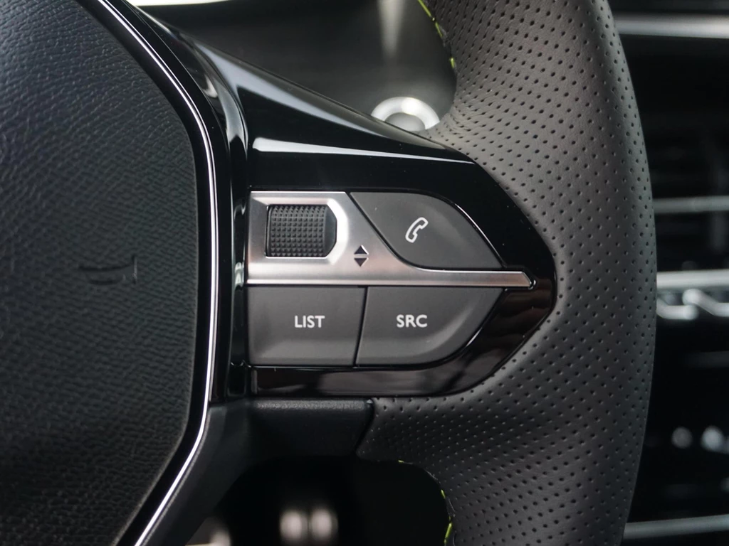 Peugeot 208 – foto 23