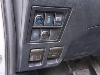 Toyota Hilux – thumbnail 27
