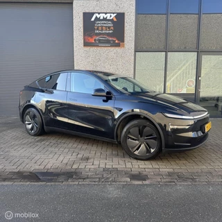 Tesla Model Y – thumbnail 7