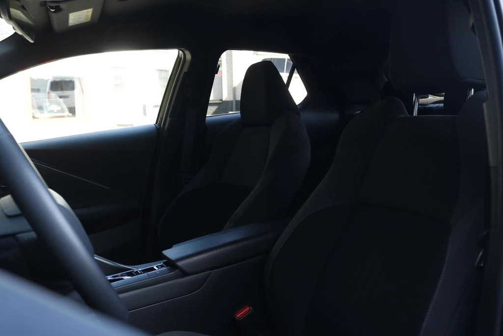 Toyota C-HR – foto 12