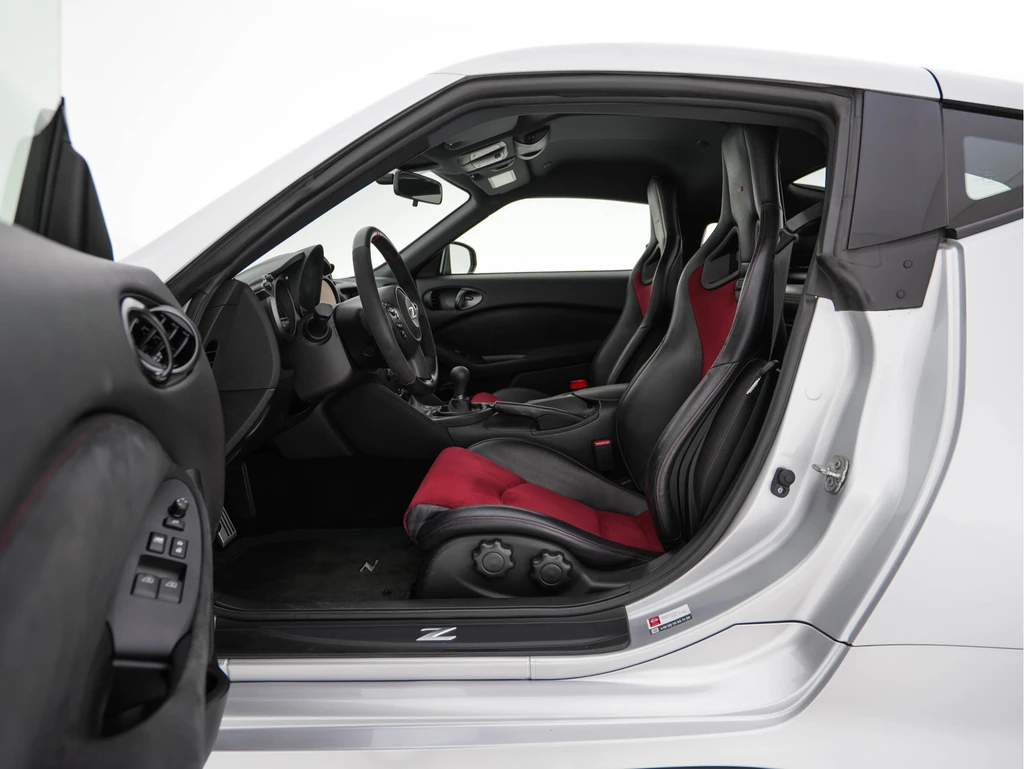 Nissan 370Z – foto 9