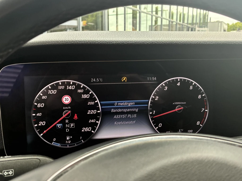 Mercedes-Benz E-Klasse – foto 27