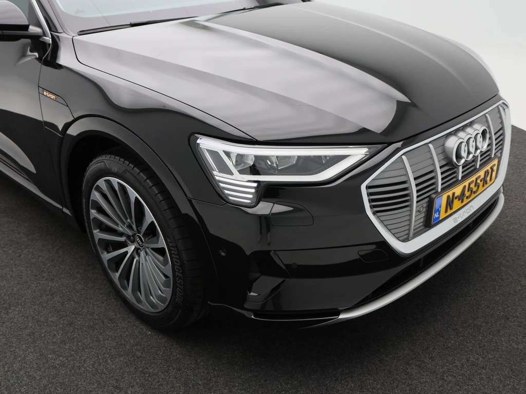 Audi e-tron – foto 14