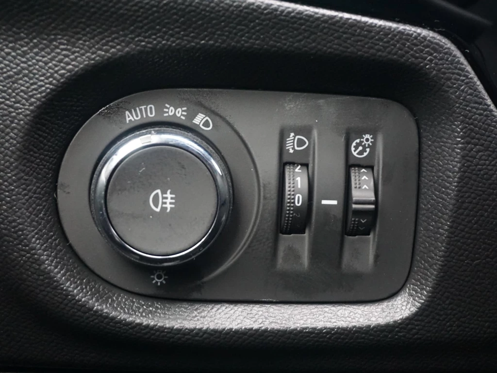 Opel Corsa – foto 14