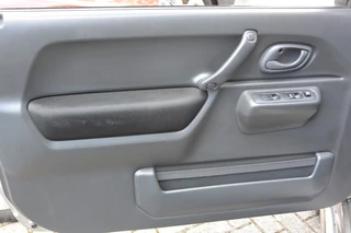 Suzuki Jimny – thumbnail 20